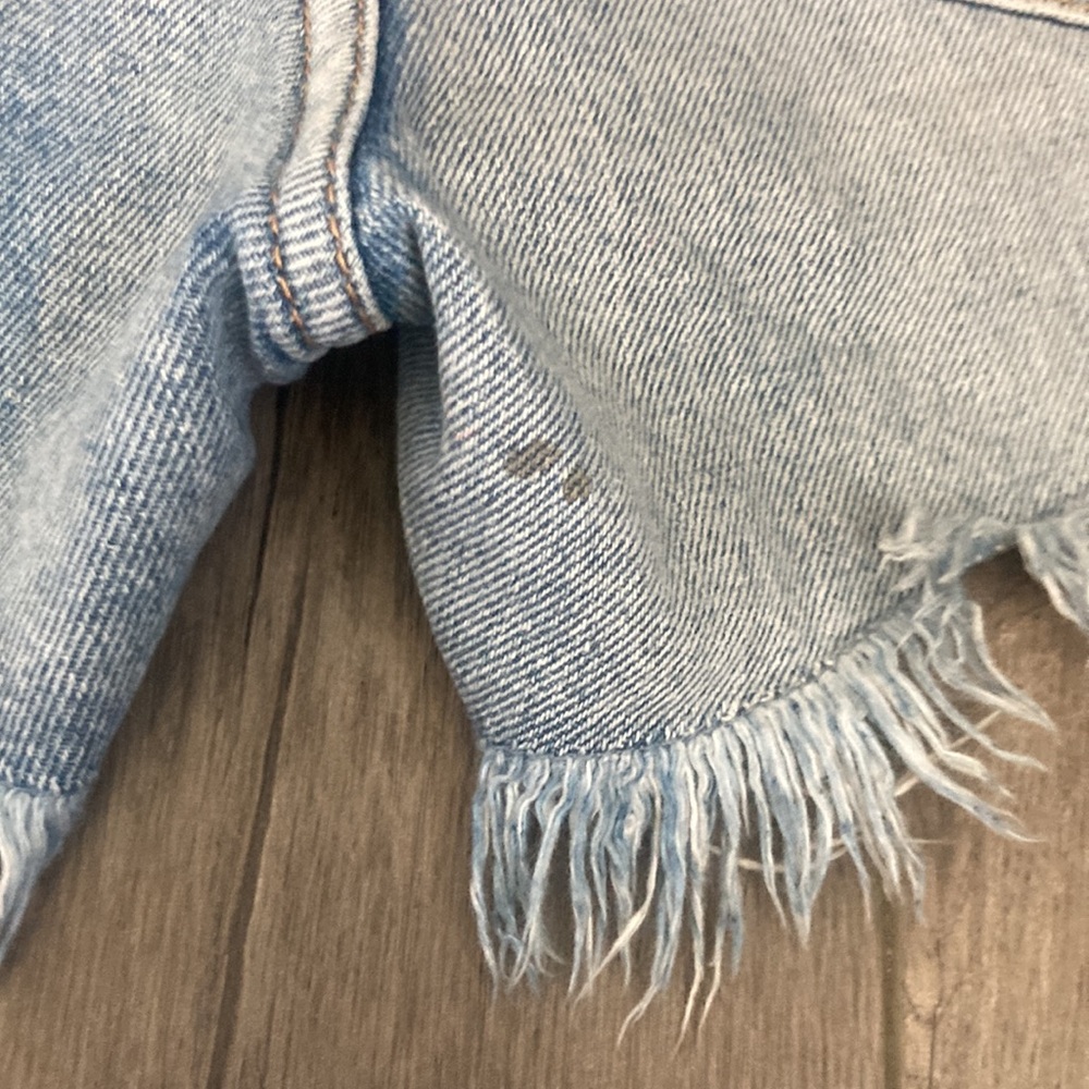 Blank NYC Light Blue Distressed Jean Shorts - Picture 6 of 7